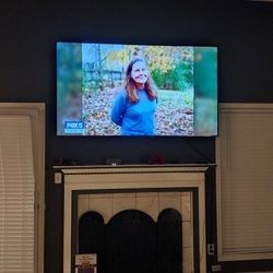 TV'S,Microwave,Entertainment Centers Set UP
