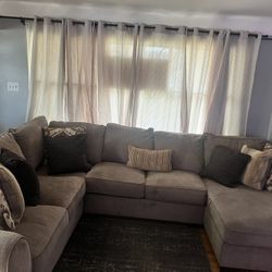4 Piece Sectional 