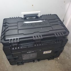 Snap On All weather tool chest, 6 drawer