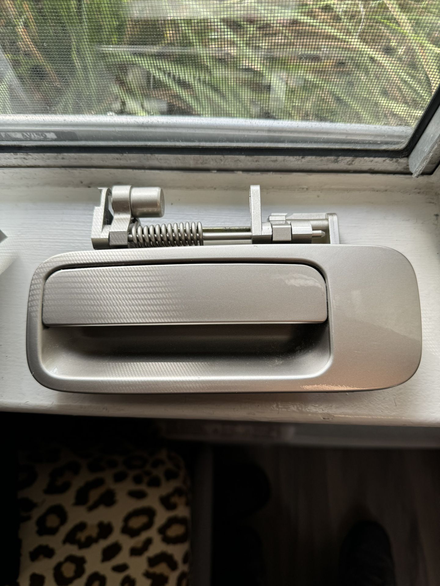 1999 Toyota Camry Rear Door handle