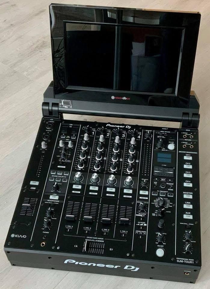 Pioneer Djms Tour 1