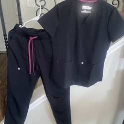 Fabletics Scrubs (Womens)