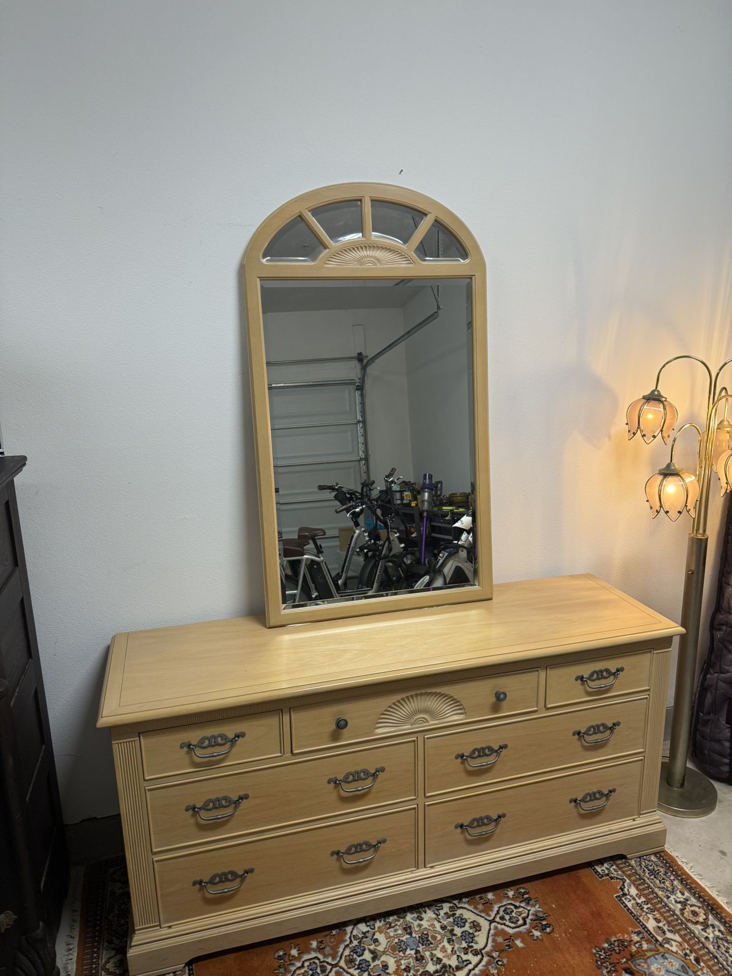 Impeccable Bernhardt Vintage Neoclassical Solid Wood Dresser & Matching Mirror