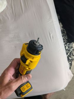 Dewalt 20v rotary tool or dremel