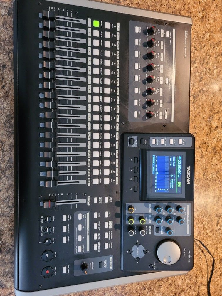 TASCAM DP - 24SD Recording PortaStudio