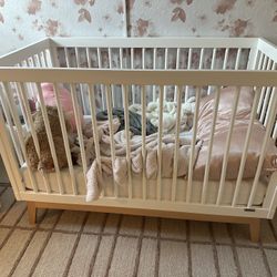 Dadada Baby Crib 