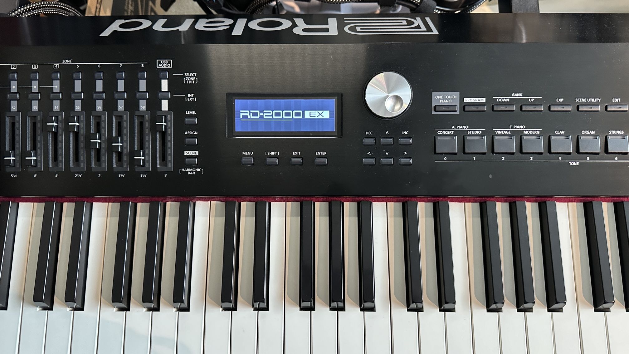 Roland RD2000 upgraded to EX version