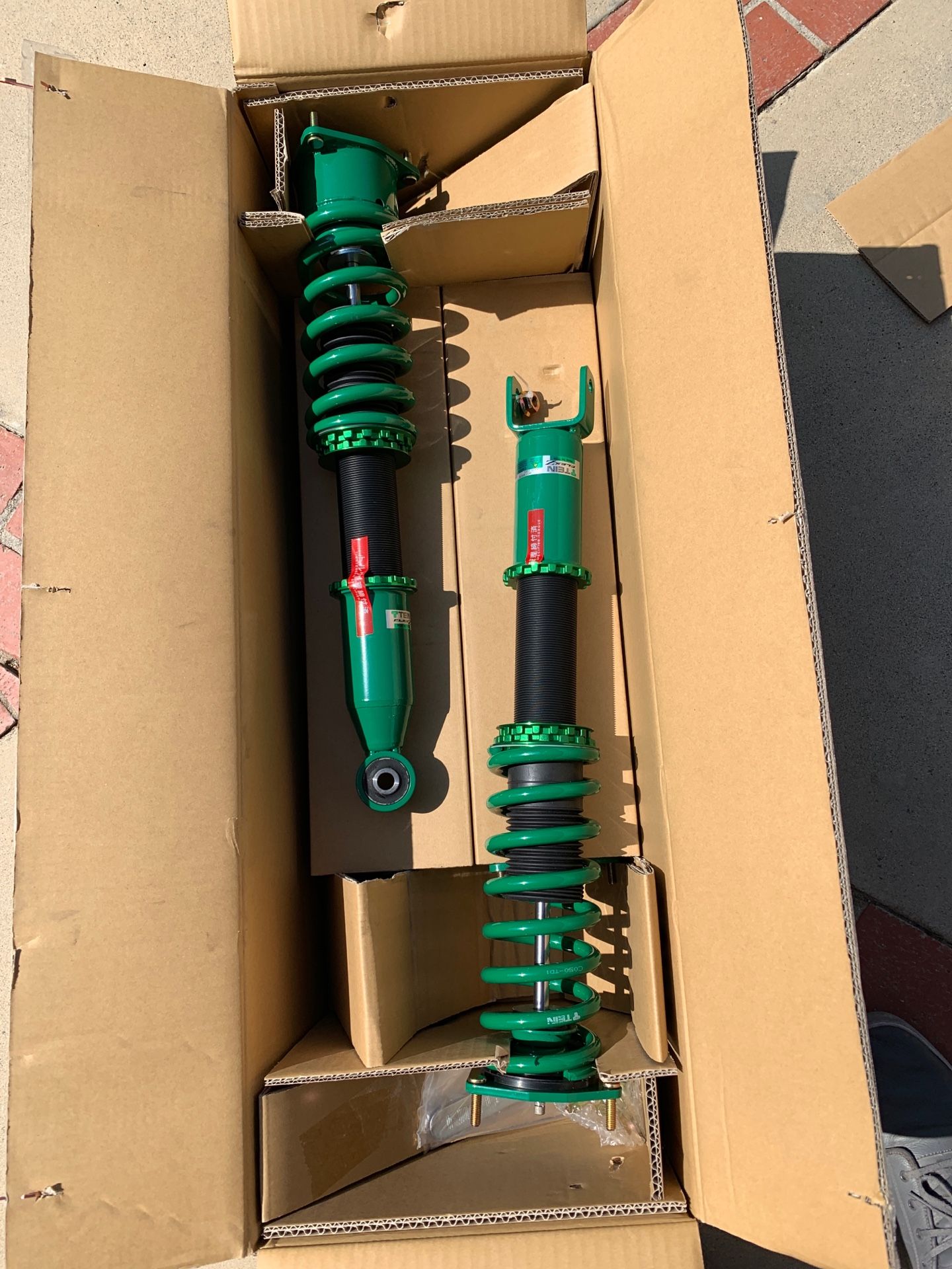 Brand New Tein coilovers FLEX Z for Infiniti Q50