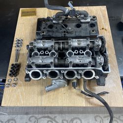 2018 Yamaha R6 Cylinder Head . Good 👍🏻 10 K Miles 