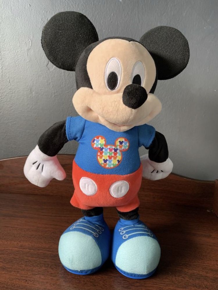 Dancing Disney Mickey Mouse Hot Dog Song