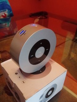 Many bluetooth speaker