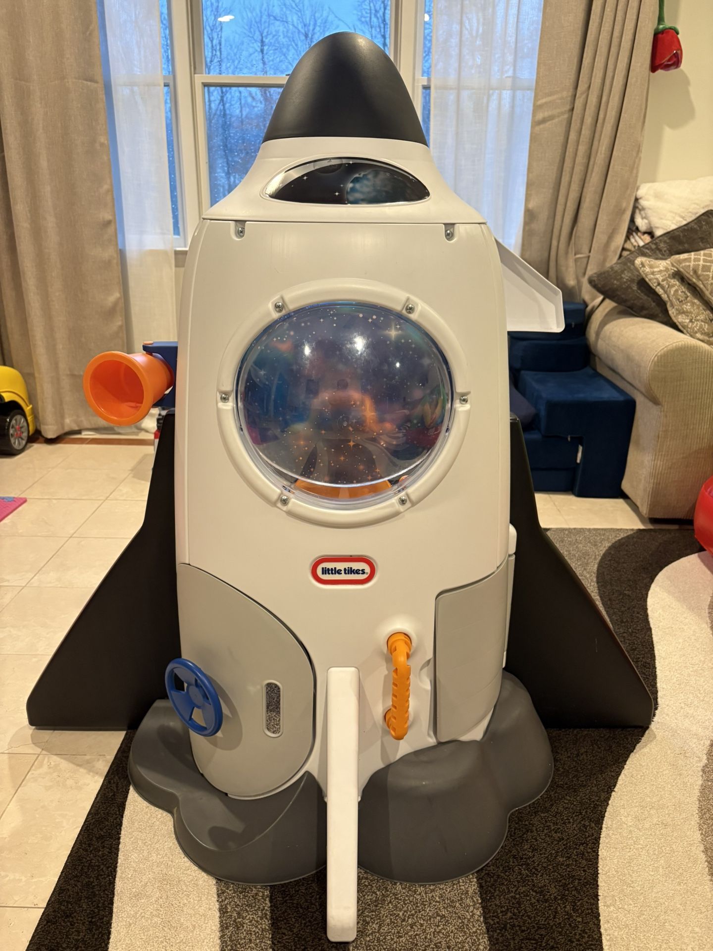 Little tikes Rocket Ship