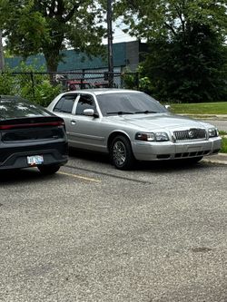 2008 Mercury Grand Marquis