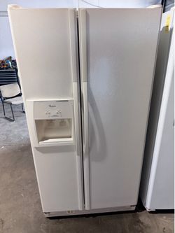 Whirlpool refrigerator 36 "width white