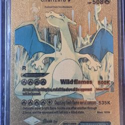 Charrizard  V Evolution Gold Pokémon Card 