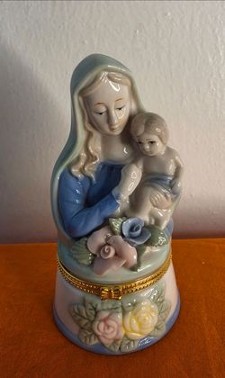 Vintage Religious Madonna Hold Baby Jesus, Ceramic Trinket Box Mother Child.