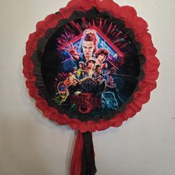 Stranger Things Piñata 