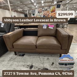 Abbyson Leather Loveseat In Brown ( Missing Pillow!) 