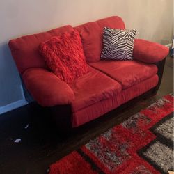 Red Couches Wit Recliner Set 