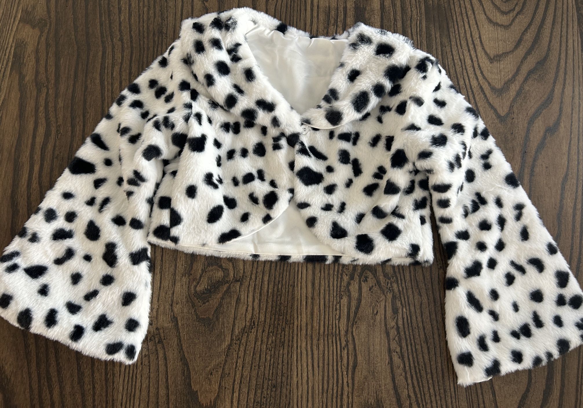 Kids Cruella Dalmatian Shawl