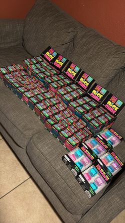 NeeDoh single cubes and 4 packs