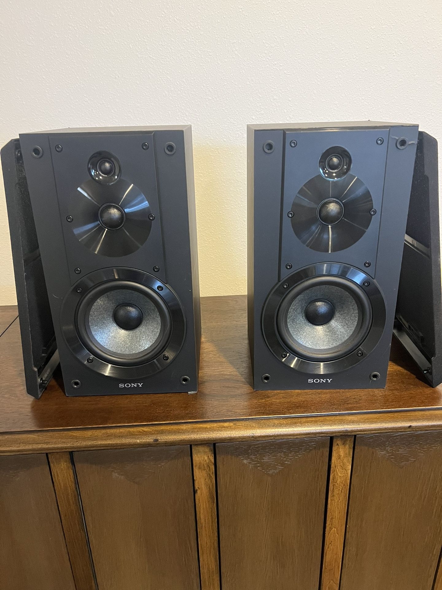 Sony Bookshelf Speakers