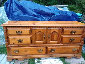 Vintage two piece pine dresser