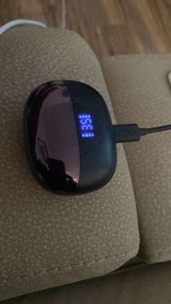 Wireless earbuds