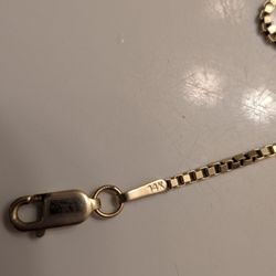 14karat 22inch (9g) Yellow gold box chain