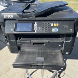 Epson Printer/scanner. Up To 11x17”