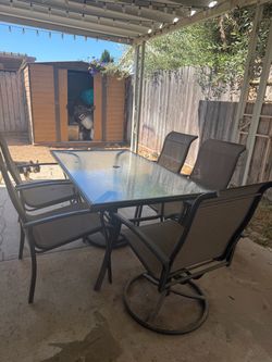 Outdoor Patio Dining Set with Glass Table