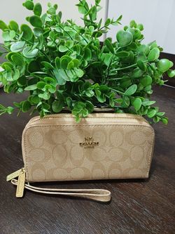 Wallet