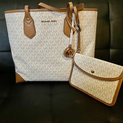 MICHAEL KORS Eva Large Logo Tote Bag