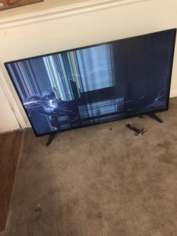 LG Smart TV - Screen Broken, 2 years old