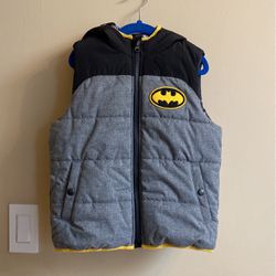 Size 5T Batman Puffy Vest-Gap