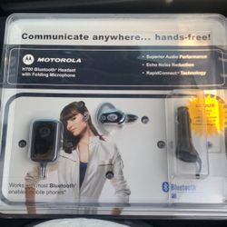 Motorola H700 Bluetooth Headset With Folding Microphone