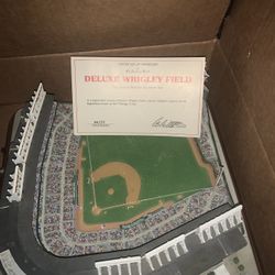 Danbury Mint Wrigley Field Stadium That Lights Up