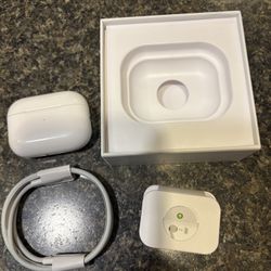 Airpod Pro Generation 2 USB-C