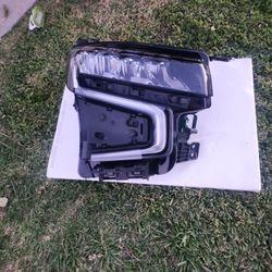 2023 Chevrolet Suburban Headlight 