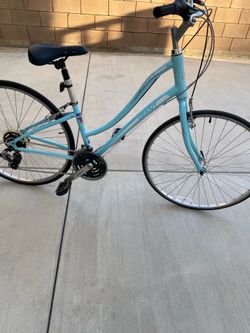 Girls giant Cypress hybrid Bicycle