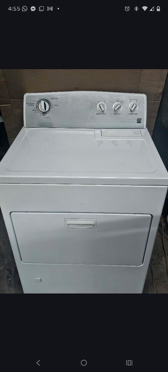 Kenmore gas dryer ,NEWER ,DELUXE ,Heavy duty ,Super capacity