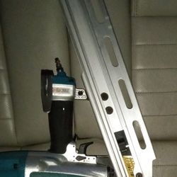 Makita Nail Gun 