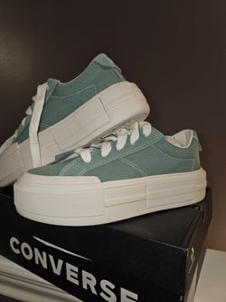 Converse Chuck Taylor All Star Cruise Women's size 7
