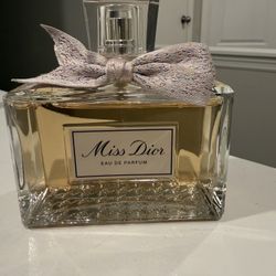 Miss Dior perfume 5 Oz women’s