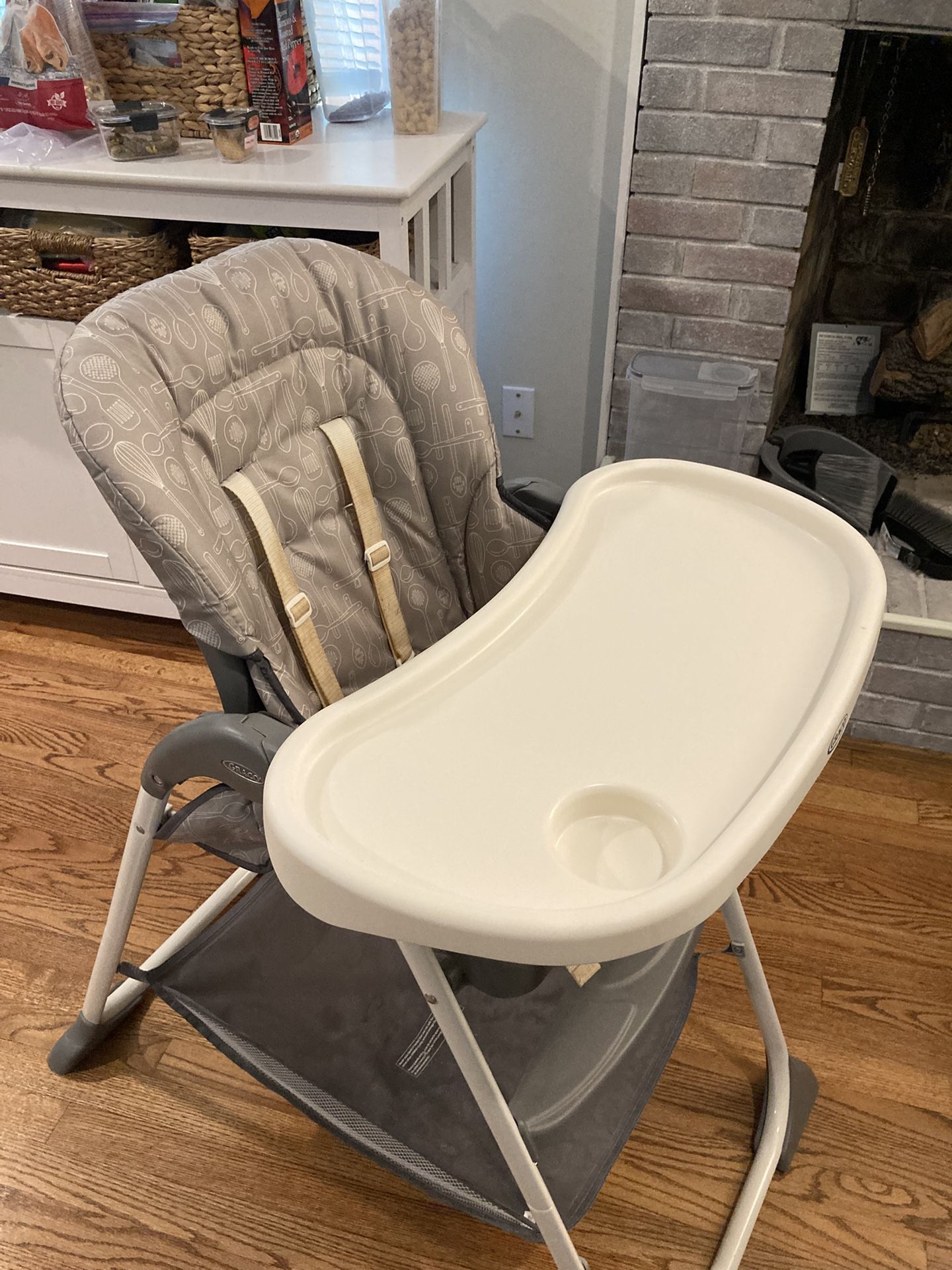 Graco foldable high chair