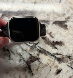 Apple Watch Series 8