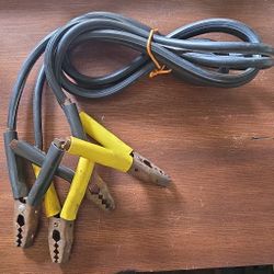 8 ft Long Jumper Cables With Heavy Duty Copper Jaw Clamps