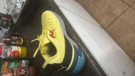 Puma shoes sports running