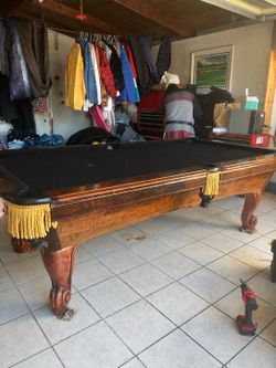 8’ AMF pool table