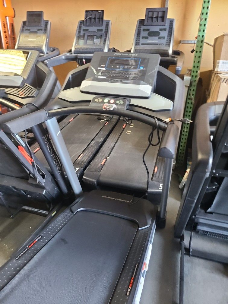 Proform Sport Treadmill Professional grade 380$